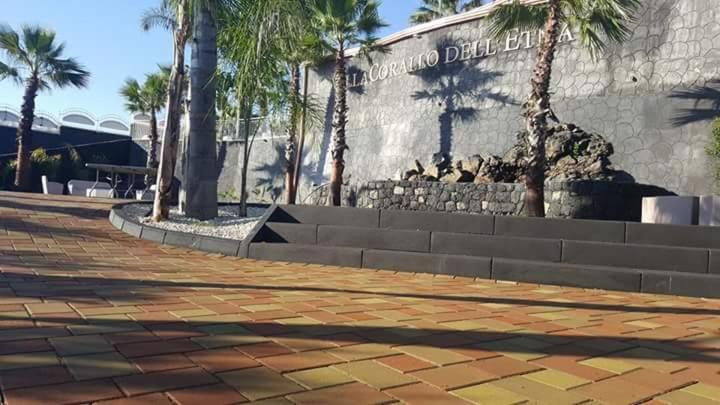 Villa Corallo Dell'Etna Aci Sant'Antonio Luaran gambar