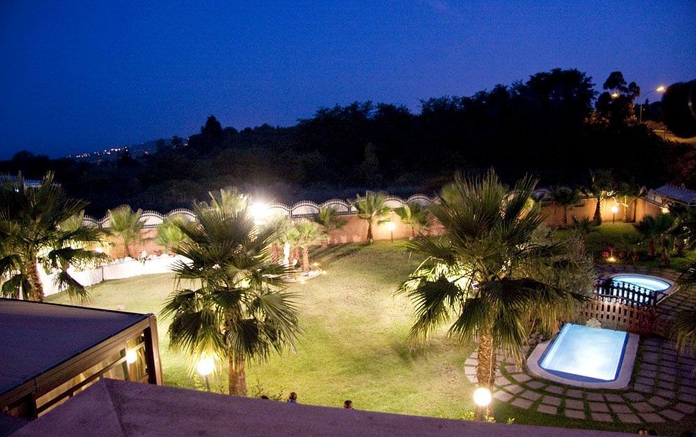 Villa Corallo Dell'Etna Aci Sant'Antonio Luaran gambar